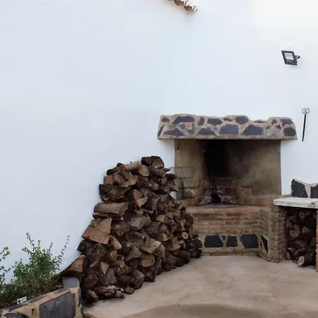 La Salamandrija- Con Piscina, Patio Y Barbacoa Kır Evi Cordobilla de Lácara