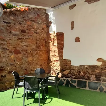 Casa Rural Con Piscina La Salamandrija