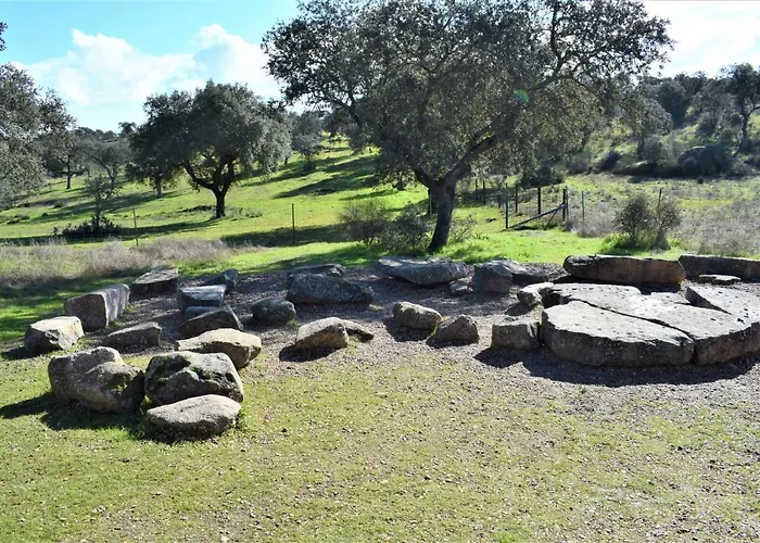 La Salamandrija- Con Chimenea, Patio Y Barbacoa Летний дом Кордобилья-де-Лакара