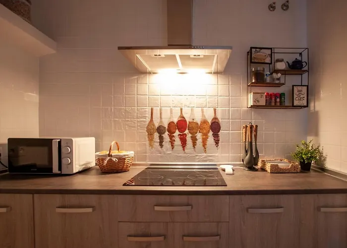 La Salamandrija- Con Chimenea, Patio Y Barbacoa * Кордобилья-де-Лакара