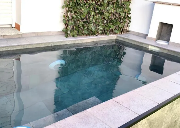 Летний дом La Salamandrija- Con Chimenea, Patio Y Barbacoa *